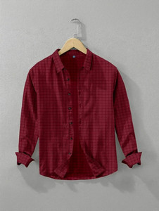 Voroxy Men Checkered Casual Red Black Shirt