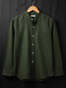 Voroxy Men Solid Casual Green Shirt
