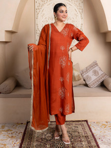 VredeVogel Embroidered Kurta Trouser Pant Dupatta