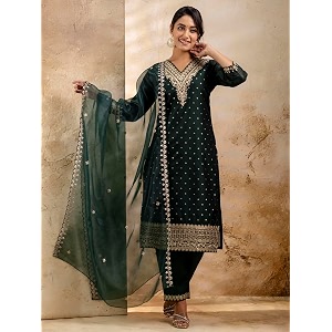 VredeVogel Womens Chanderi Silk Embroidered Kurta with