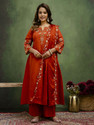 VredeVogel Women Silk Blend Kurta Pant Dupatta