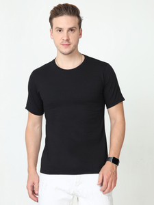 Wafaa Solid Men Round Neck Black T-Shirt
