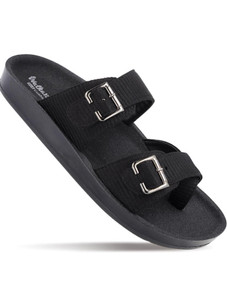 WALKAROO Men Casual