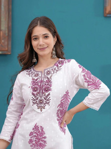 Wawlooks Women Printed Straight Kurta