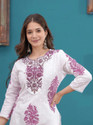 Wawlooks Women Printed Straight Kurta