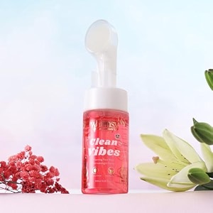 whimsy beauty vitamin e face wash for kids preteens amp teens 6-16 years  gentle skin-friendly amp tear-free  hydrating amp sulfate-free  100ml