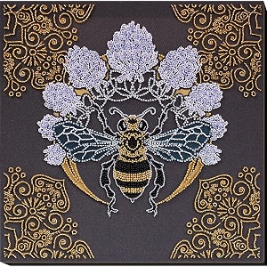 Wizardi Bee in Clover Abris Art Bead
