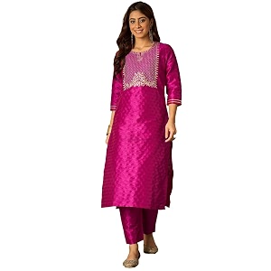 Womens Silk Blend Solid Regular Kurta Set