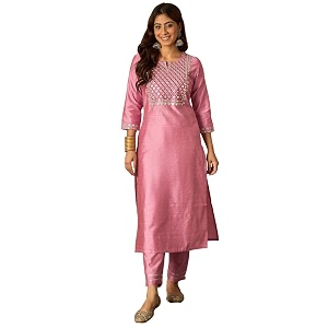 Womens Silk Blend Solid Regular Kurta Set
