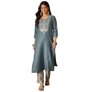 Womens Silk Blend Solid Regular Kurta Set