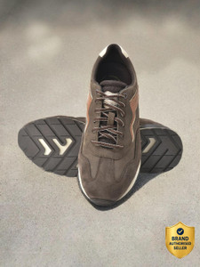 WOODLAND Lace Up Lightweight Breathable Comfortable Daily