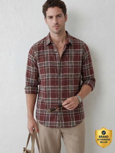 WROGN Men Checkered Casual Maroon Shirt