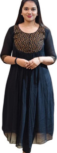 Wwc Women Embellished Embroidered Solid Anarkali Kurta