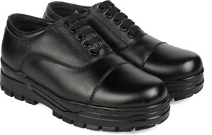XHUGOY CUT SHOE IN BLACKTAN COLOUR SIZE