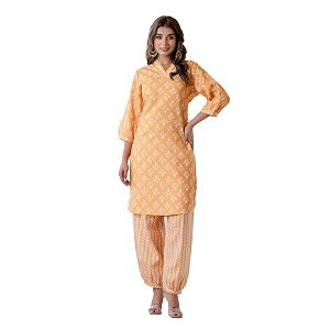 Yashika Women Printed Cotton Blend Straight Kurta