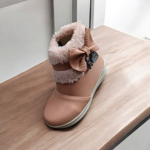 Zuvio Footwear Hello Kitty Girls Zip Casual